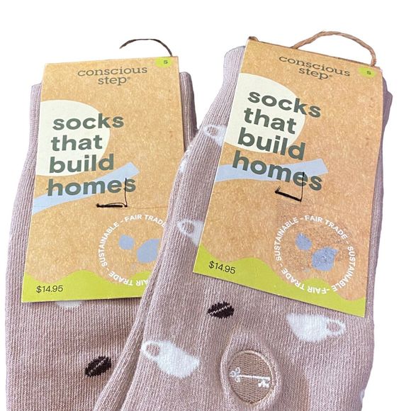 NWT 2 Pair Conscious Step Socks That Build Homes Coffee Unisex Men 4-8/Wmn 5-9 - Picture 1 of 3